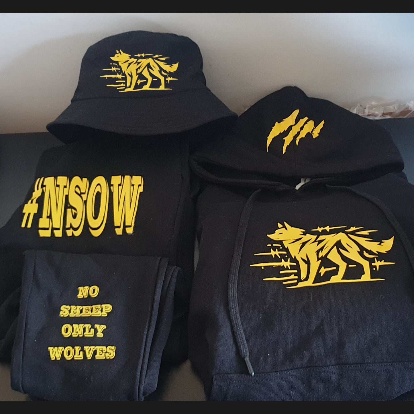 #NSOW TRACKSUIT
